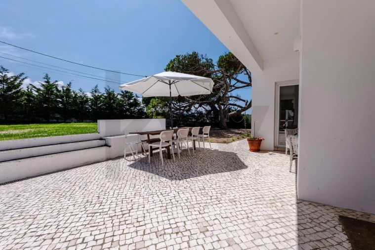 Moradia T3 para Venda em Colares Foto 42