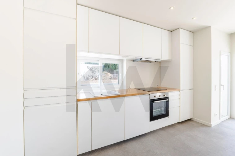 Moradia T3 para Venda em Colares Foto 3