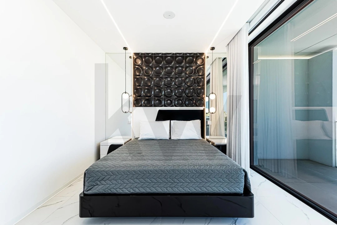 Moradia T5 para Venda em Porches Foto 26