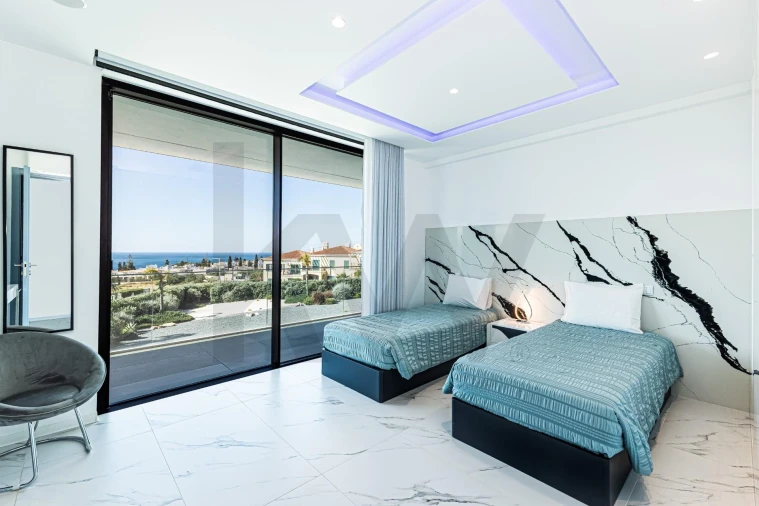 Moradia T5 para Venda em Porches Foto 22