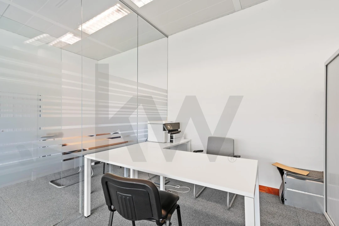 Escritório para Arrendamento em Carnaxide e Queijas Foto 11