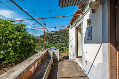 Moradia T6 para Venda em Santa Cruz