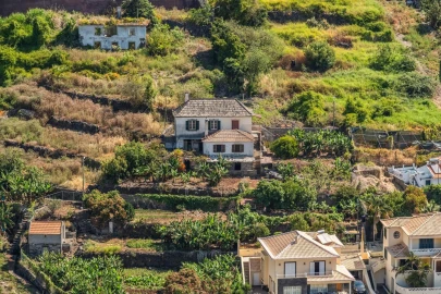 Moradia T6 para Venda em Santa Cruz