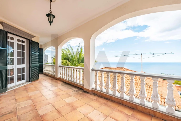 Moradia T4 para Venda em Funchal (Santa Maria Maior) Foto 13