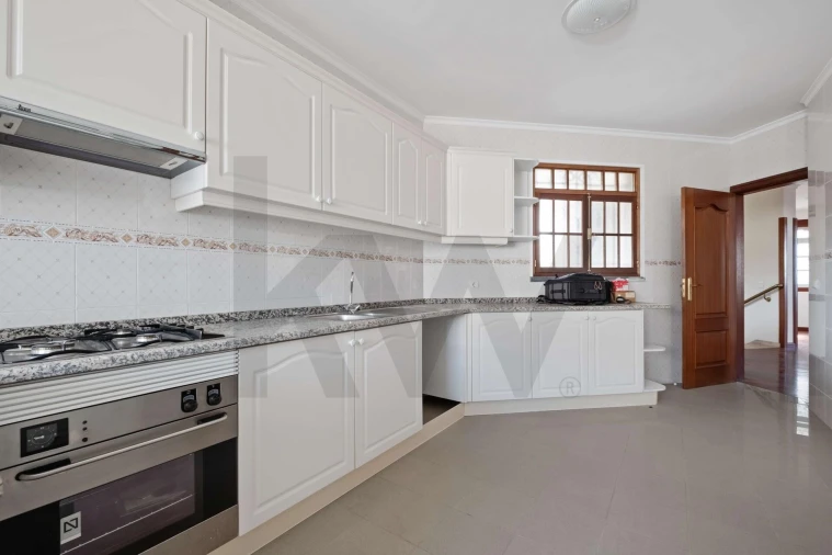 Moradia T4 para Venda em Funchal (Santa Maria Maior) Foto 17