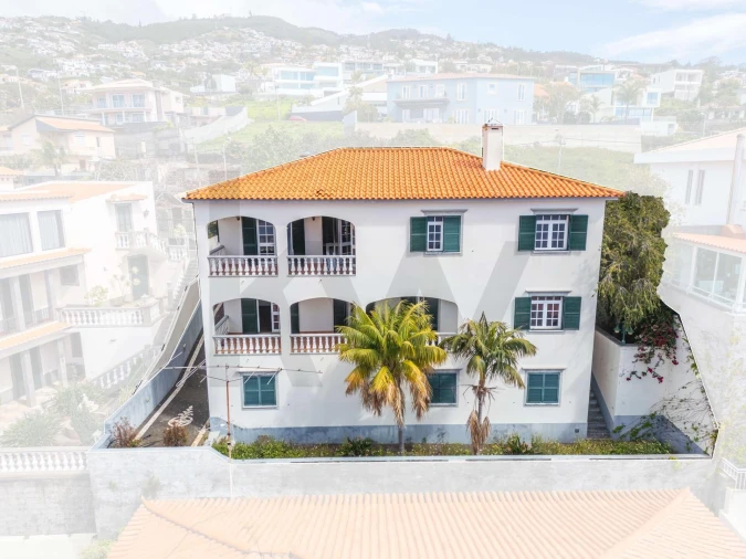 Moradia T4 para Venda em Funchal (Santa Maria Maior) Foto 48