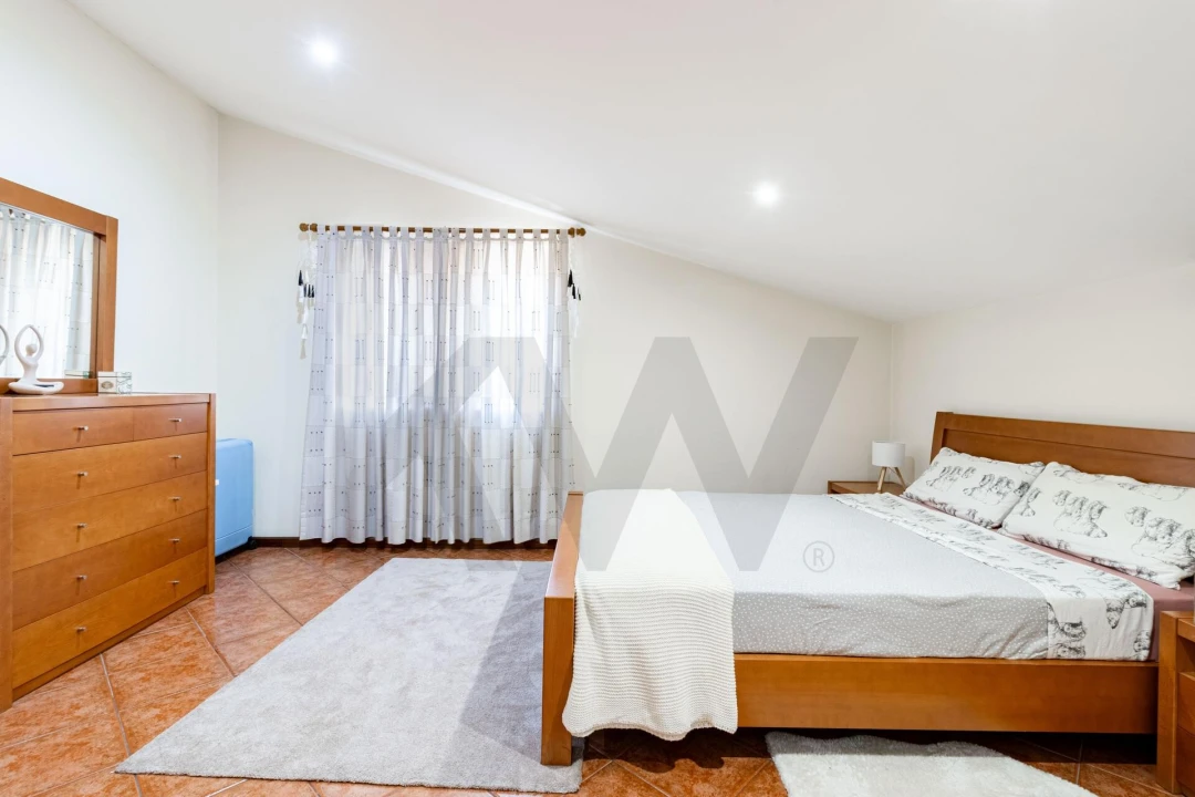 Moradia T5 para Venda em Arões Foto 46