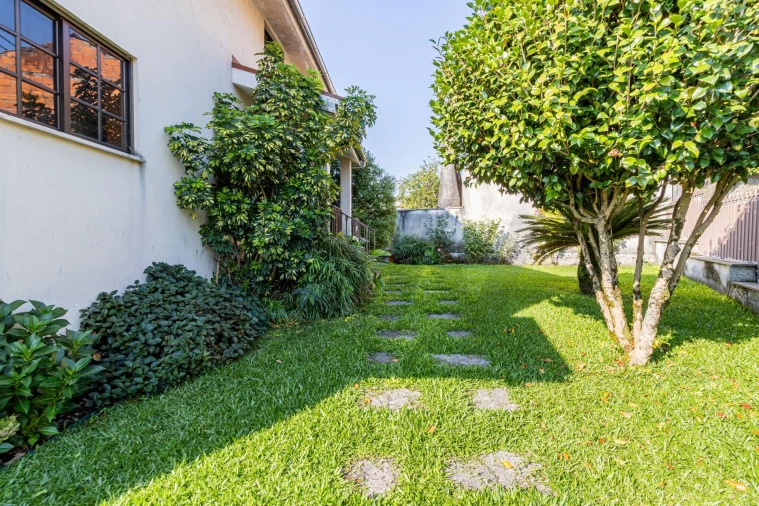 Moradia T5 para Venda em Arões Foto 12