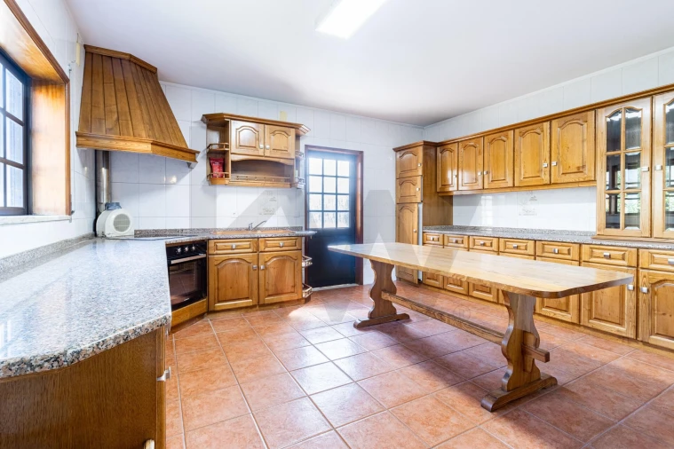 Moradia T5 para Venda em Arões Foto 24