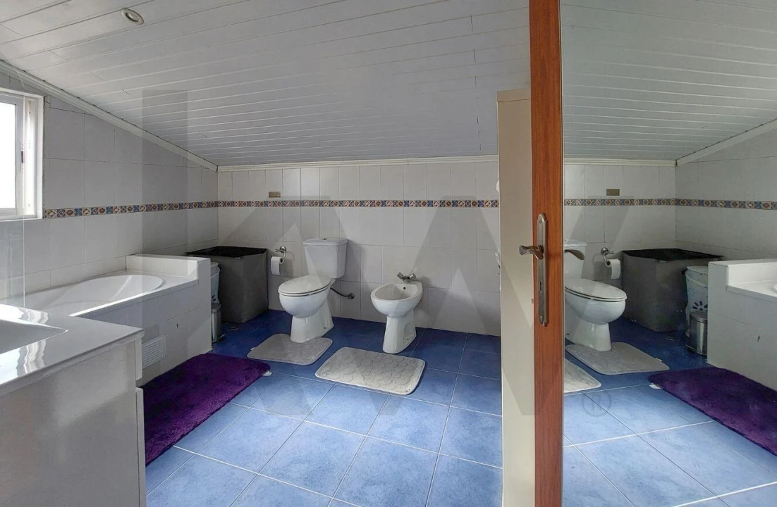 Moradia T3 para Venda em Igreja Nova e Cheleiros Foto 19