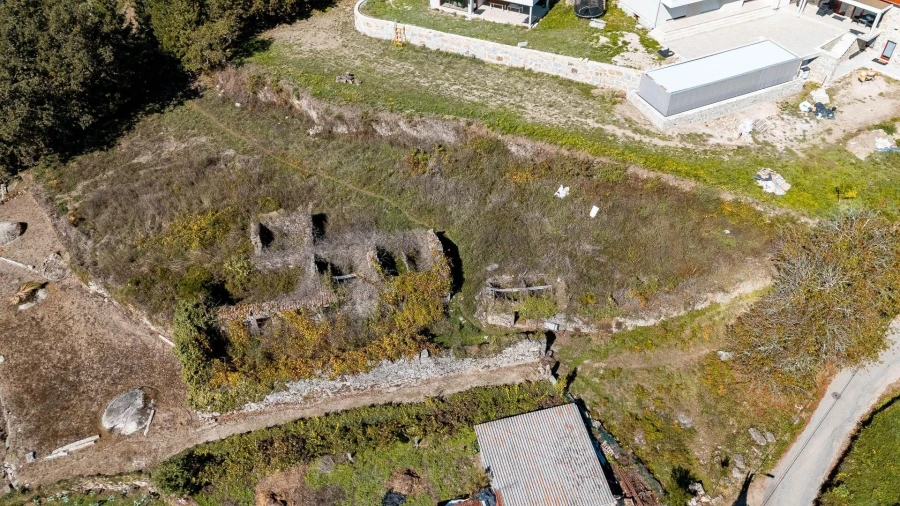 Moradia T2 para Venda em Formariz e Ferreira Foto 7