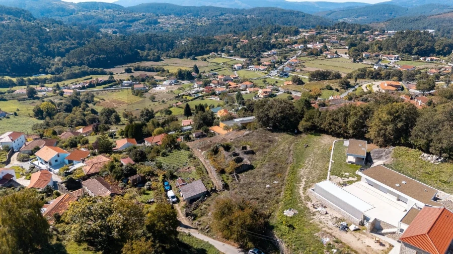 Moradia T2 para Venda em Formariz e Ferreira Foto 10