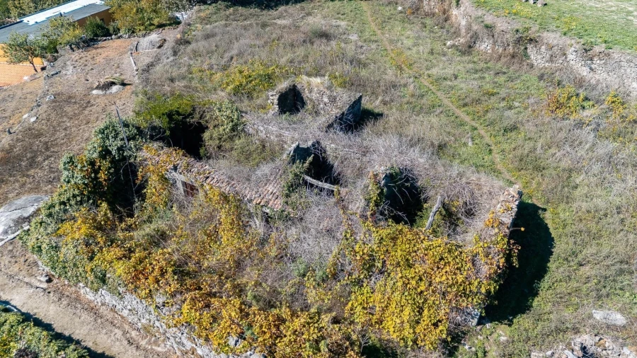 Moradia T2 para Venda em Formariz e Ferreira Foto 5