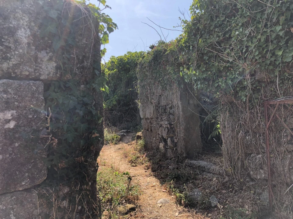 Moradia T2 para Venda em Formariz e Ferreira Foto 22