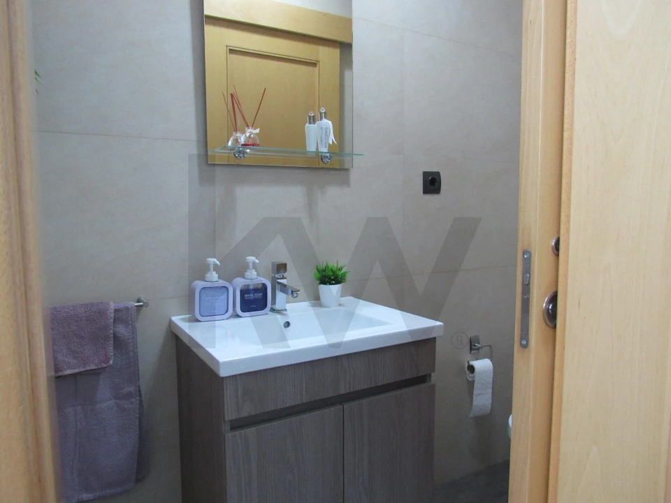 Moradia T3 para Venda em O. Azeméis, Riba-Ul, Ul, Macinhata Seixa, Madail Foto 16