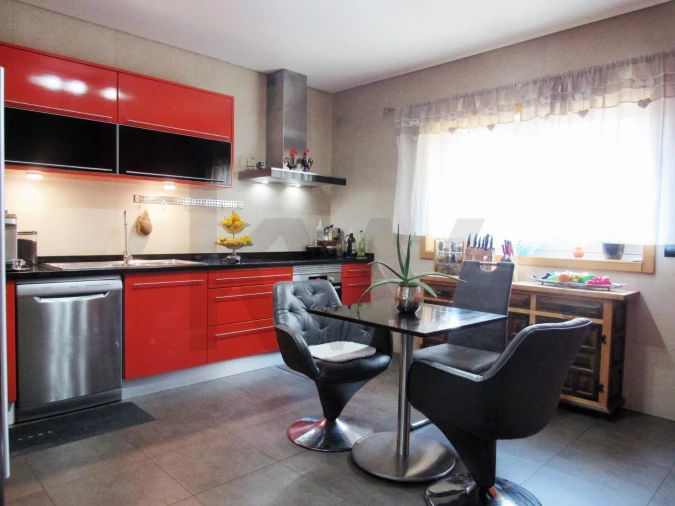 Moradia T3 para Venda em O. Azeméis, Riba-Ul, Ul, Macinhata Seixa, Madail Foto 13