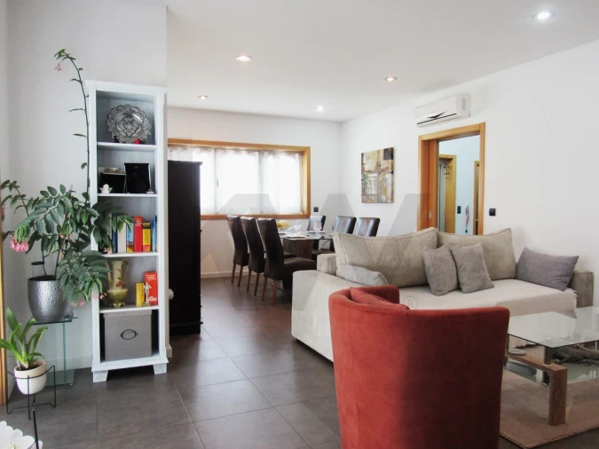 Moradia T3 para Venda em O. Azeméis, Riba-Ul, Ul, Macinhata Seixa, Madail Foto 5