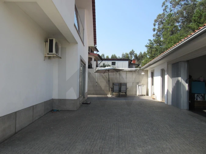 Moradia T3 para Venda em O. Azeméis, Riba-Ul, Ul, Macinhata Seixa, Madail Foto 37