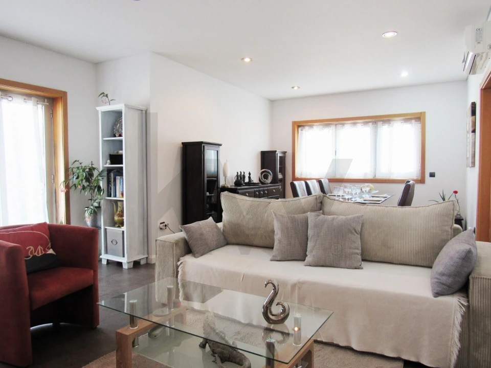 Moradia T3 para Venda em O. Azeméis, Riba-Ul, Ul, Macinhata Seixa, Madail Foto 4