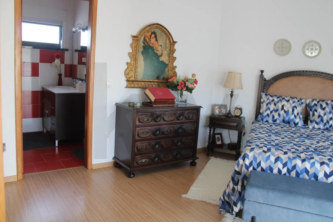 Moradia T4 para Venda em São Bento do Cortiço e Santo Estêvão Foto 46