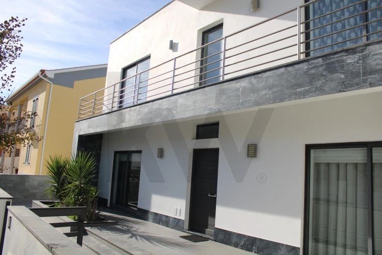 Moradia T4 para Venda em São Bento do Cortiço e Santo Estêvão Foto 10