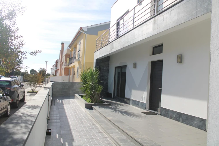 Moradia T4 para Venda em São Bento do Cortiço e Santo Estêvão Foto 12