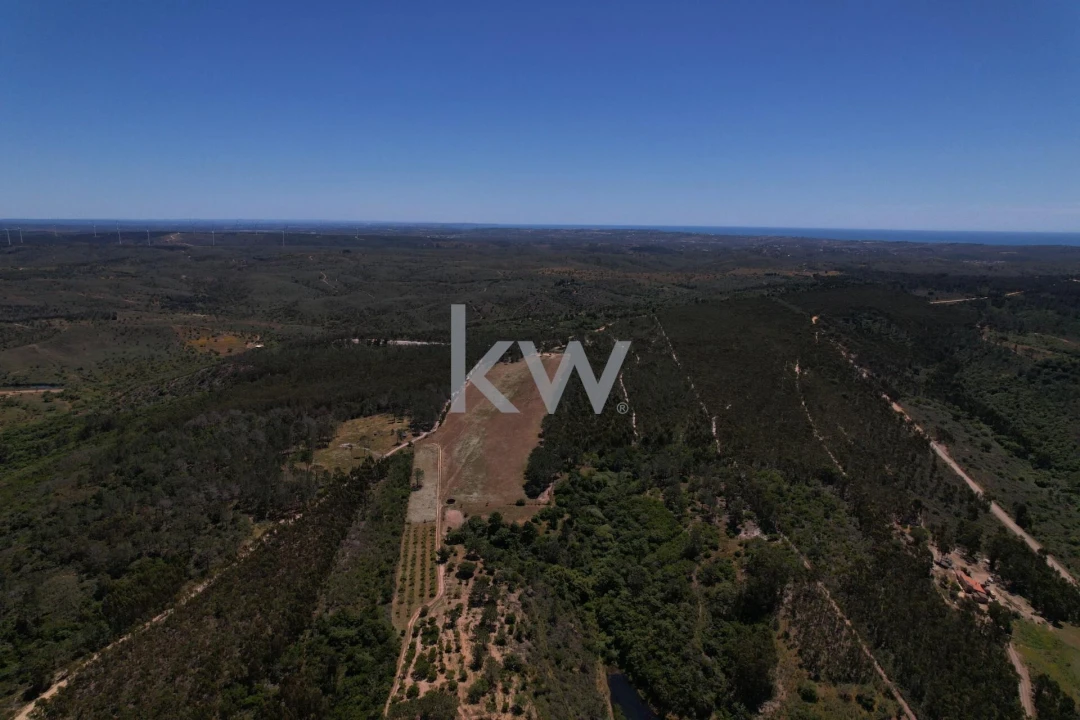 Quinta T2 para Venda em Budens Foto 12