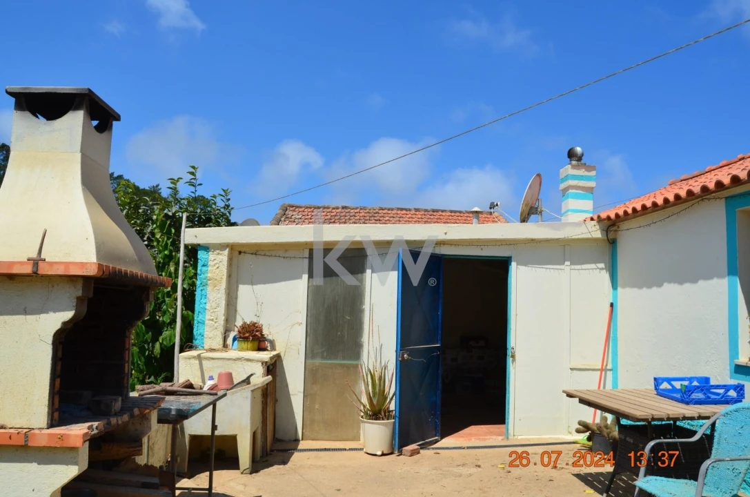 Quinta T2 para Venda em Budens Foto 28