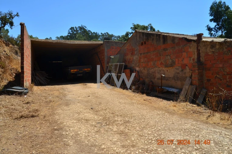 Quinta T2 para Venda em Budens Foto 40