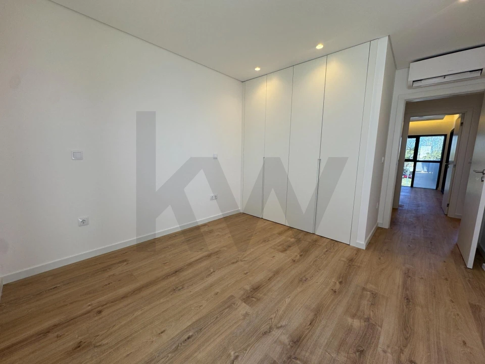 Apartamento T2 para Venda em Viseu Foto 8