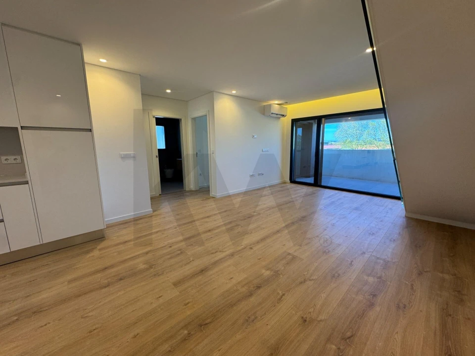 Apartamento T2 para Venda em Viseu Foto 2