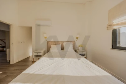 Moradia T4 para Venda em São Domingos de Rana