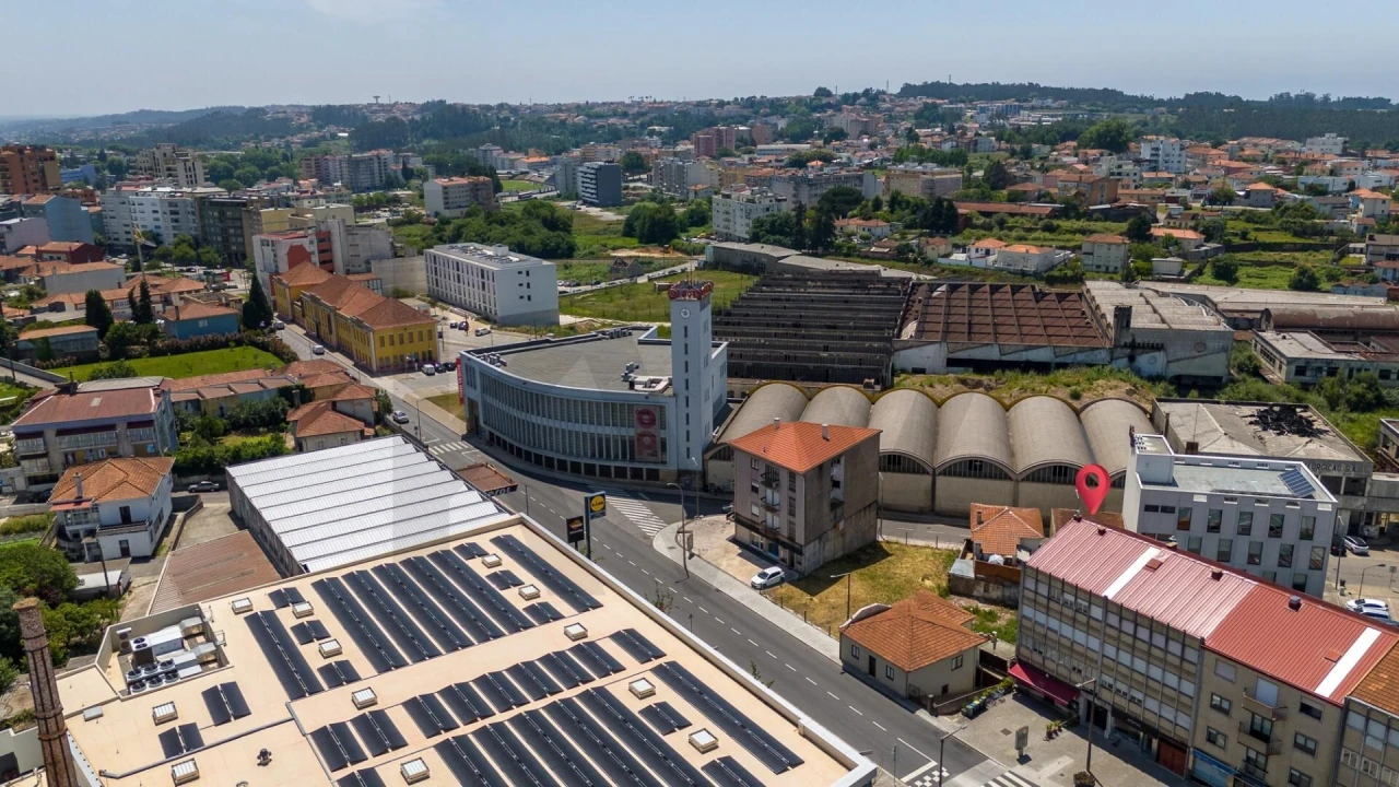 Loja para Venda em São João da Madeira Foto 57