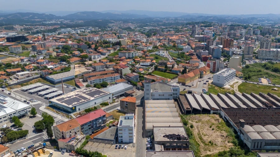Loja para Venda em São João da Madeira Foto 49