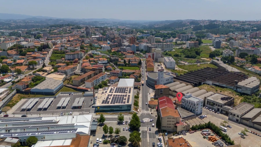 Loja para Venda em São João da Madeira Foto 51