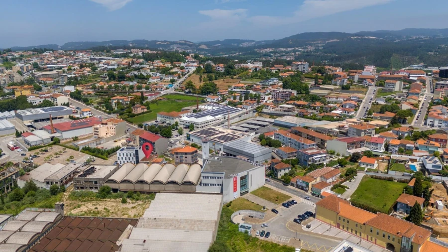 Loja para Venda em São João da Madeira Foto 44