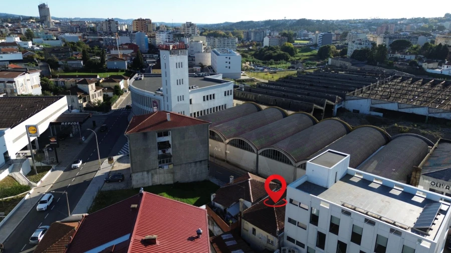 Prédio para Venda em São João da Madeira Foto 34