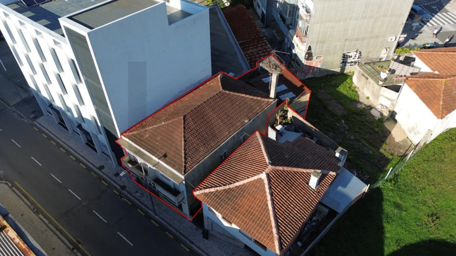 Prédio para Venda em São João da Madeira Foto 23