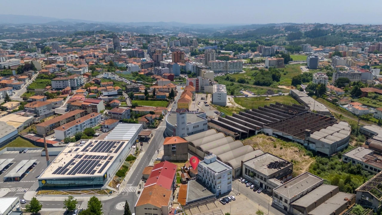 Loja para Venda em São João da Madeira Foto 50