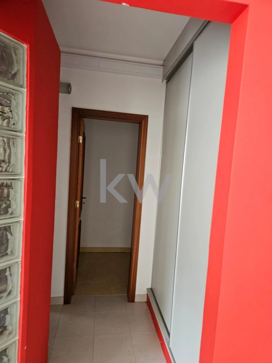 Escritório para Venda em Rio de Mouro Foto 3