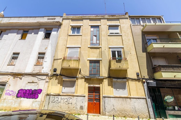 Apartamento T2 para Venda em Beato Foto 10