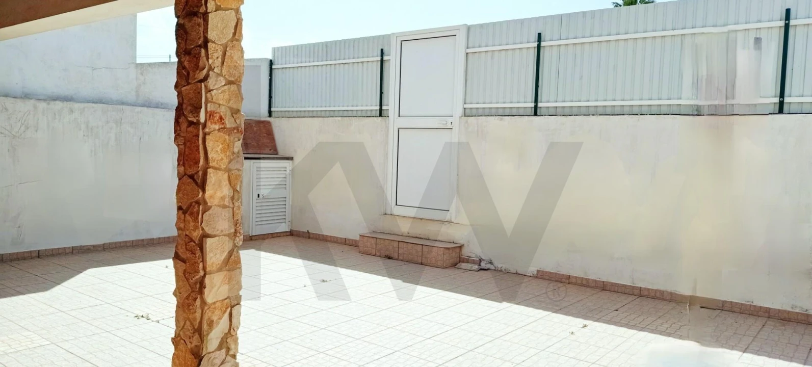 Moradia T3 para Venda em São Teotónio Foto 10