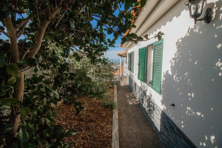 Moradia T3 para Venda em São Roque Foto 13