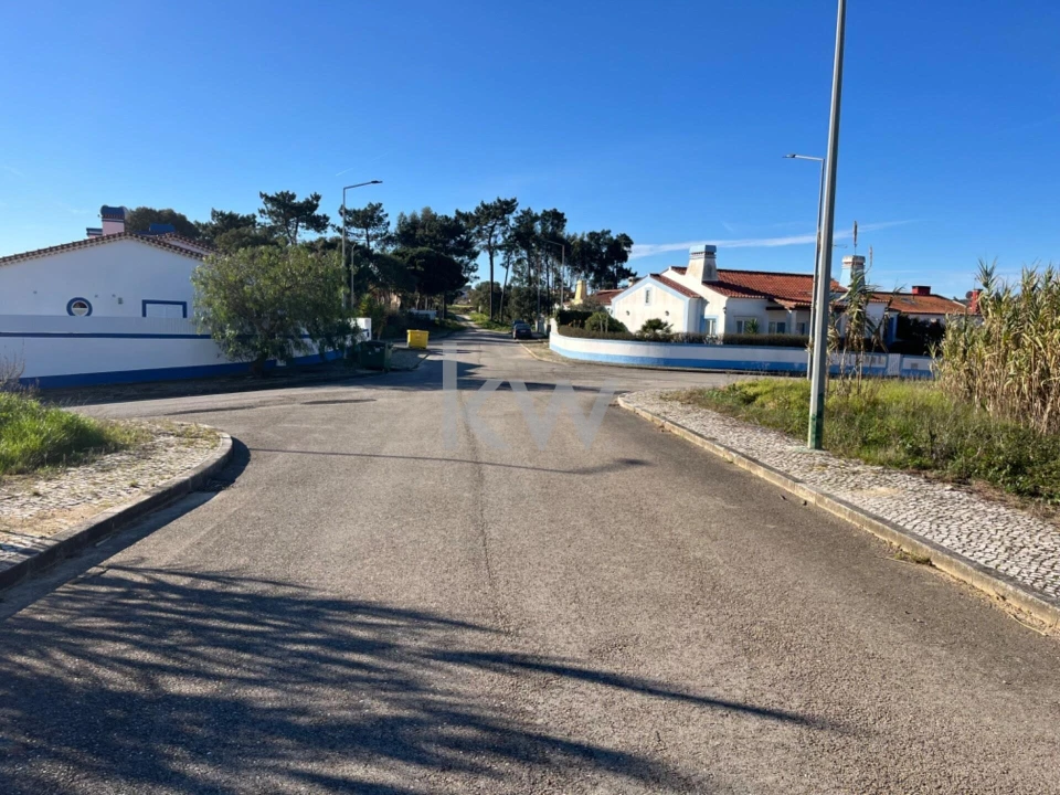 Terreno para Venda em A dos Negros Foto 1