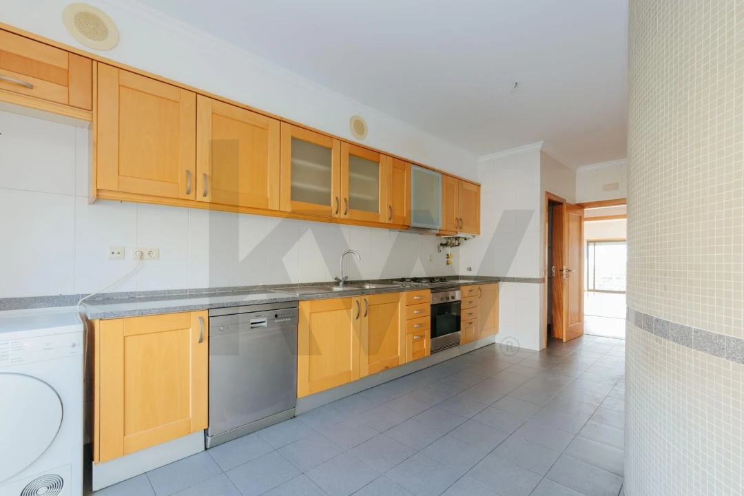 Apartamento T3 para Venda em Alcabideche Foto 20