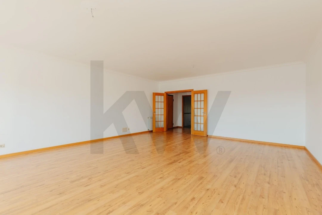 Apartamento T3 para Venda em Alcabideche Foto 4