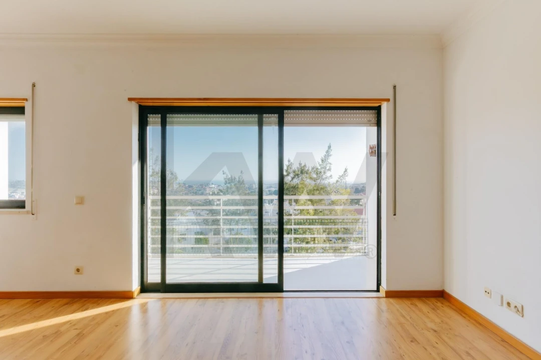 Apartamento T3 para Venda em Alcabideche Foto 6