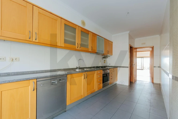 Apartamento T3 para Venda em Alcabideche Foto 21