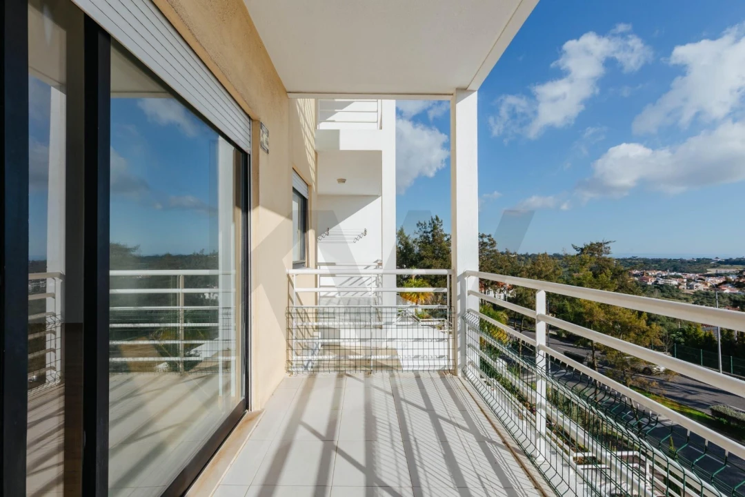 Apartamento T3 para Venda em Alcabideche Foto 8