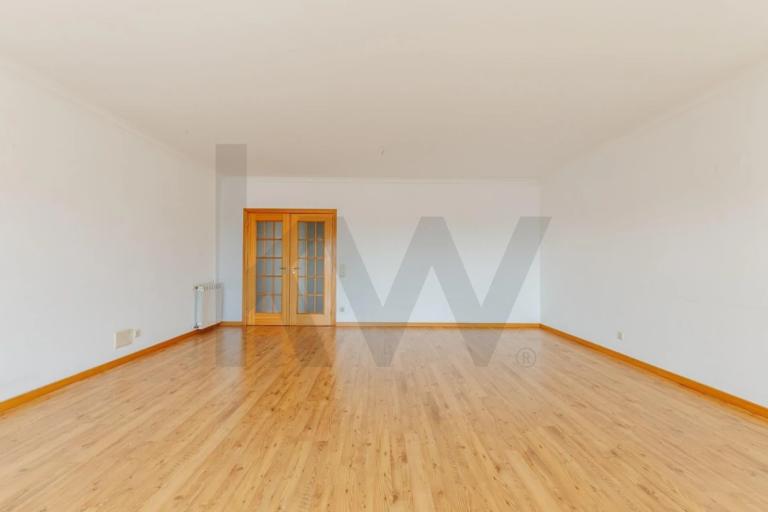 Apartamento T3 para Venda em Alcabideche Foto 5